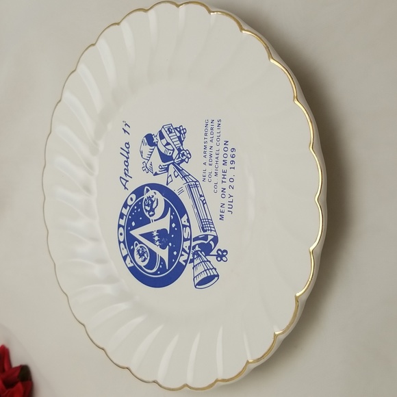 NASA Apollo 11 Men on the Moon Commemorative Salad Plate - Picture 7 of 16